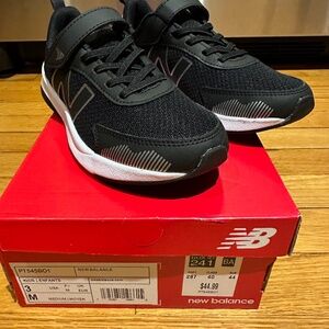 New Balance Kids size 3 sneakers - new in box